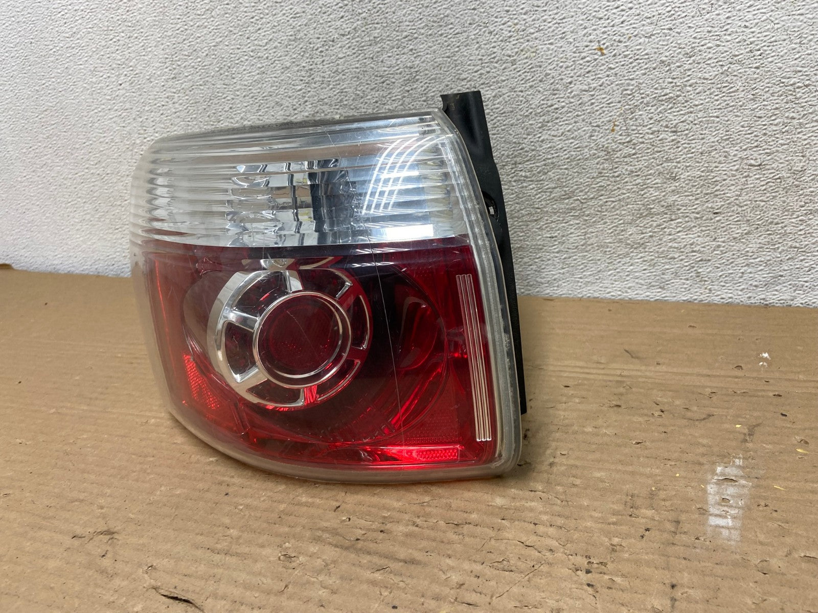 2007 to 2012 GMC Acadia Tail Light Left Driver Lh Side AG9126 LK2