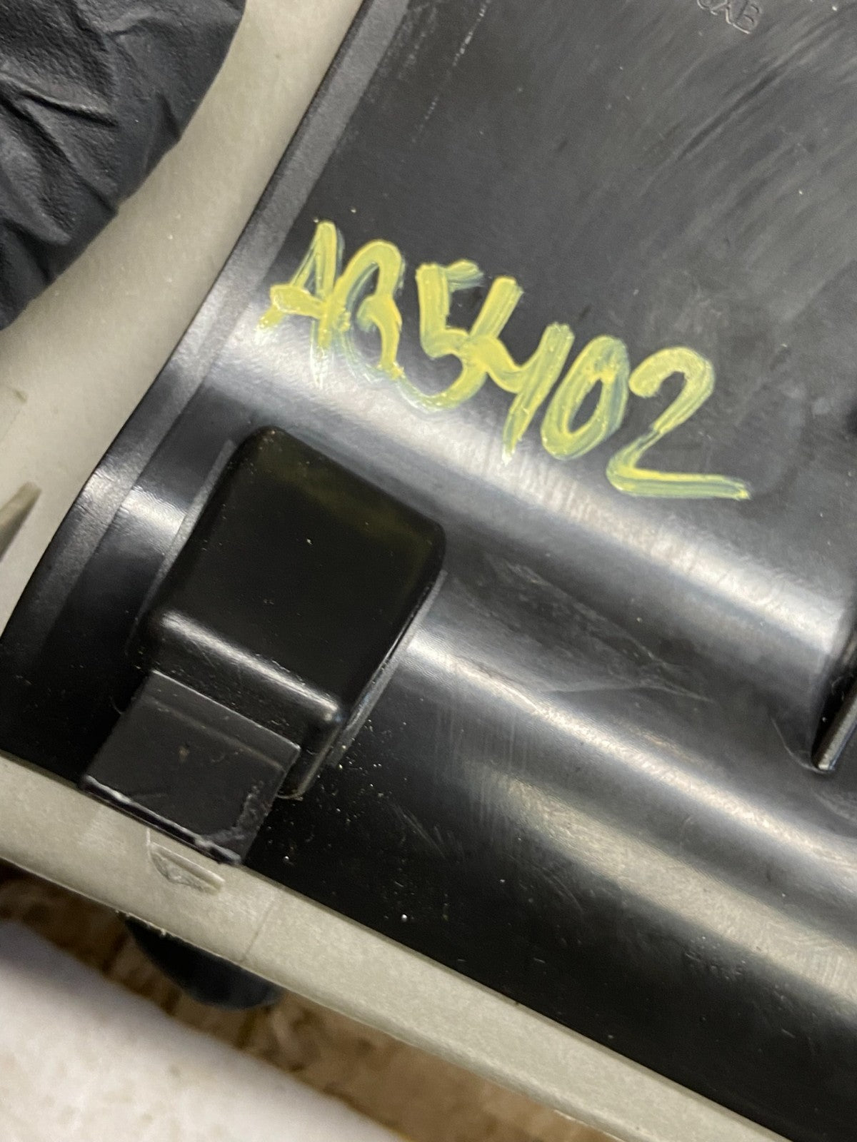 2009 2010 2011 Jaguar XF X250 Right Dashboard  Air Vent Panel Trim ab5402 DG9