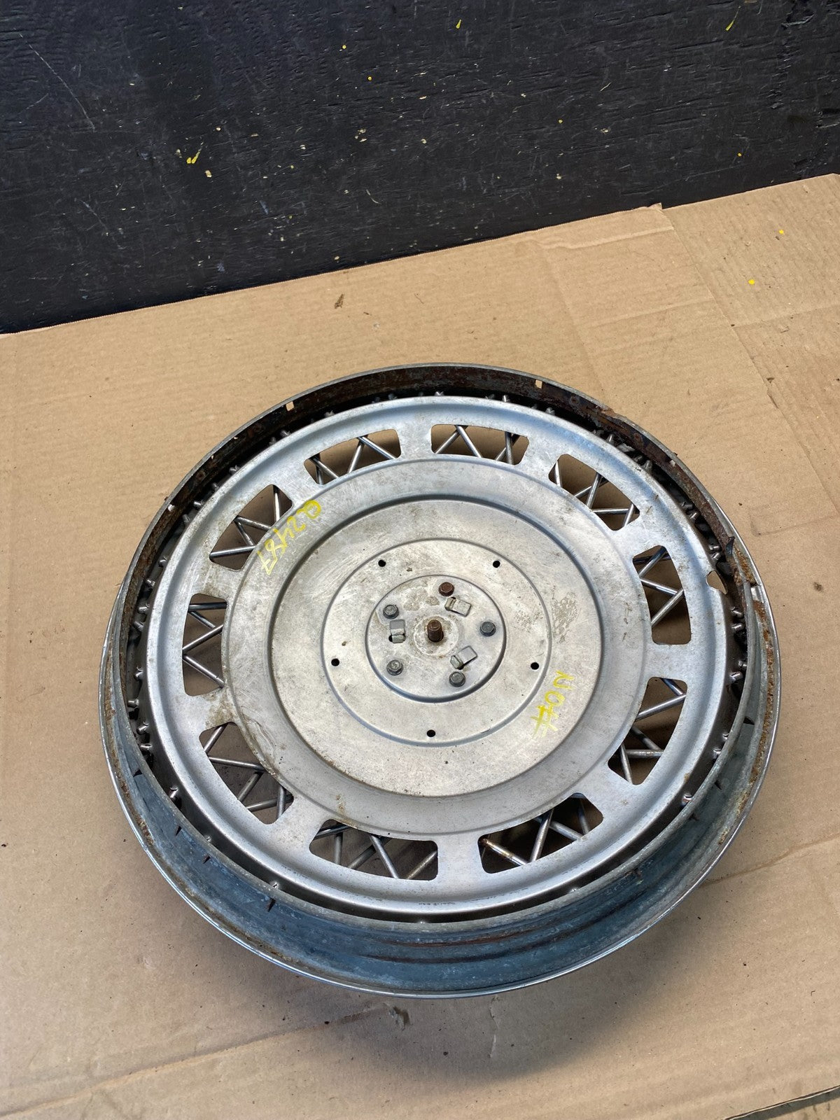 1980 to 1985 Oldsmobile Toronado 15" Wire Spoke Hubcap Wheel Cover Q2487 PS5