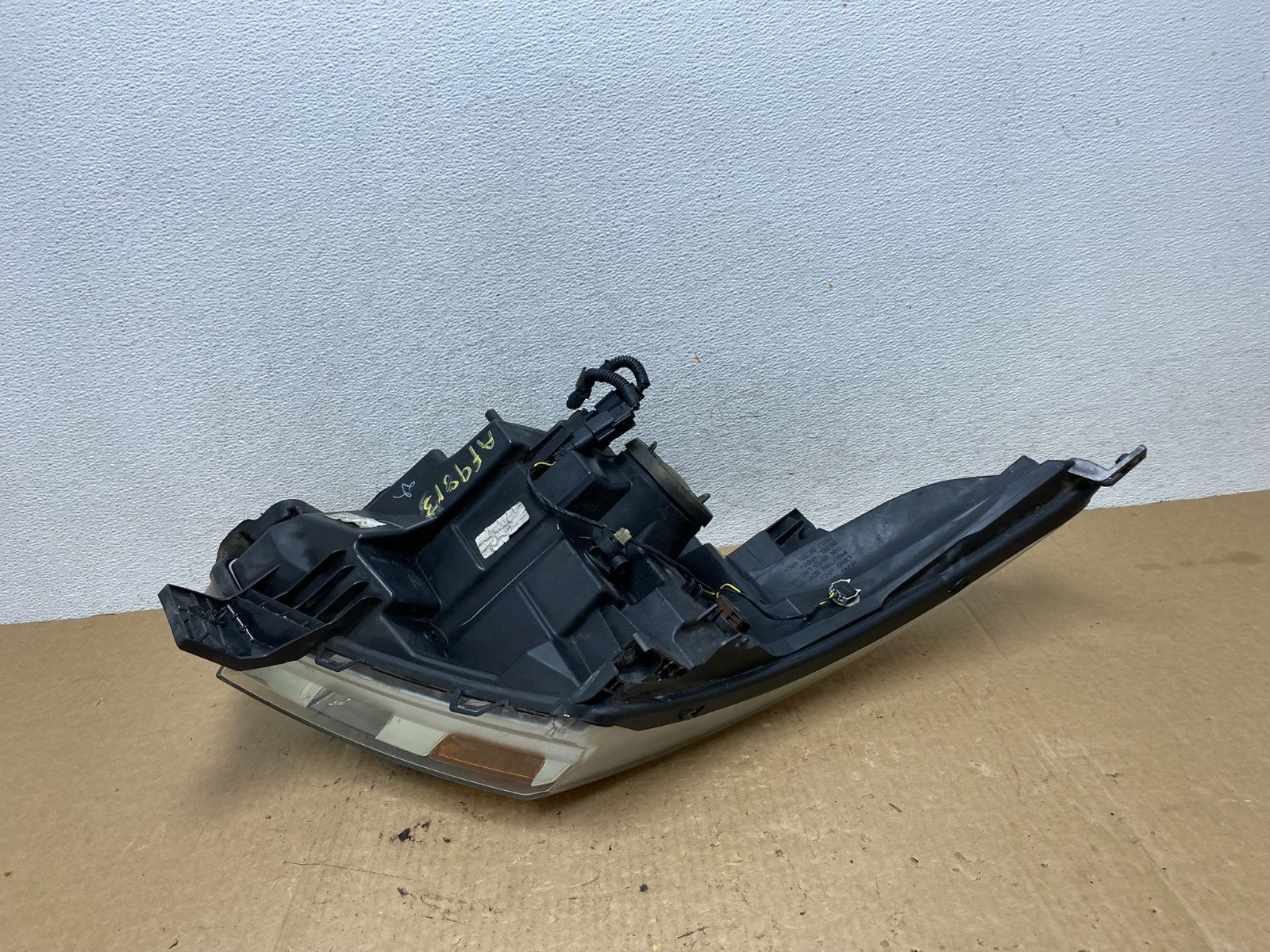 2011 to 2015 Ford Explorer Left Driver LH Halogen Headlight AF9813 DW6