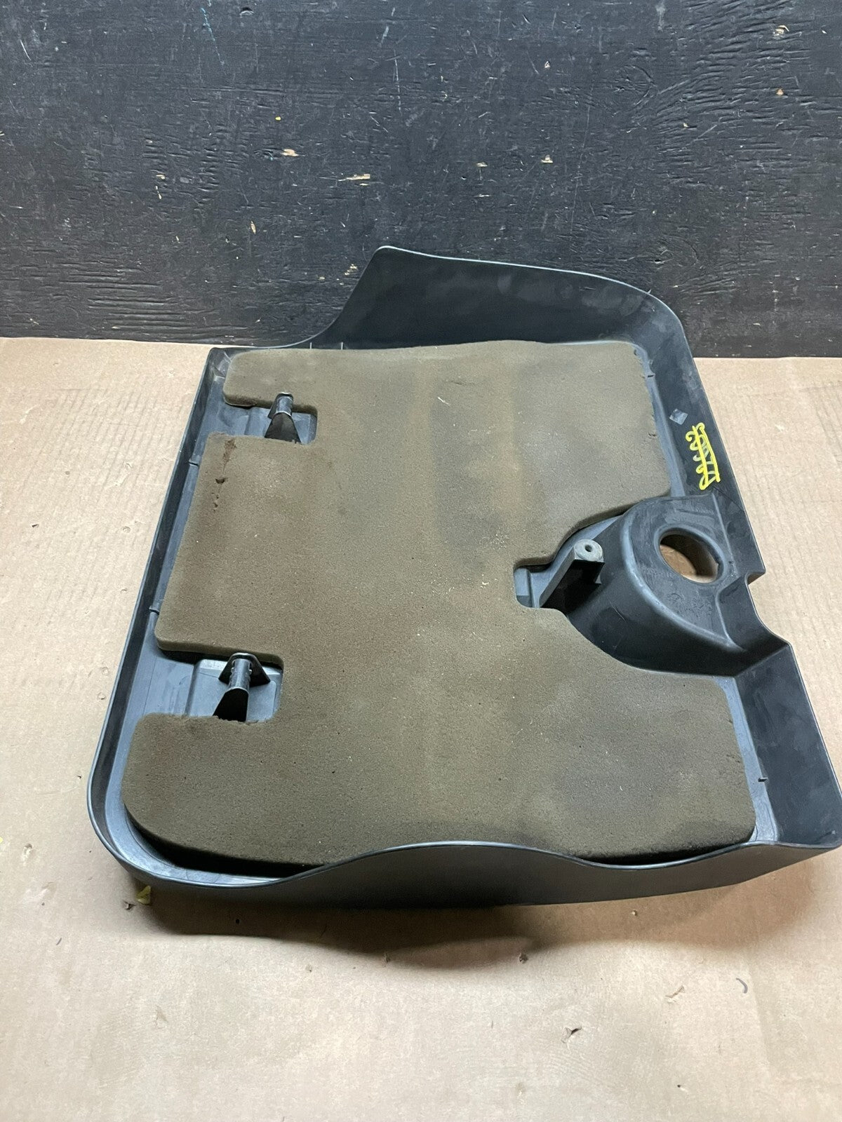 2008 to 2010 Saturn Aura 3.5L Engine Motor Cover L9226 DG7