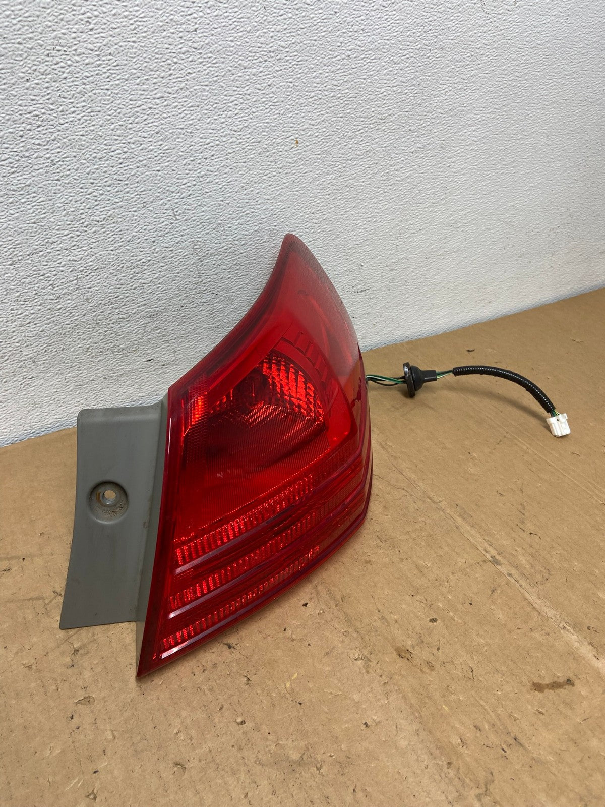 2008 to 2015 Nissan Rogue Right Passenger Rh Side Tail Light AD1194 LK2