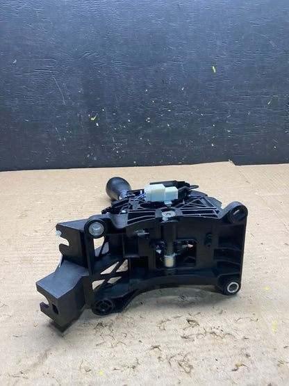 2010 to 2015 Mazda CX-9 Center Console Gear Shifter Q2431 DG4
