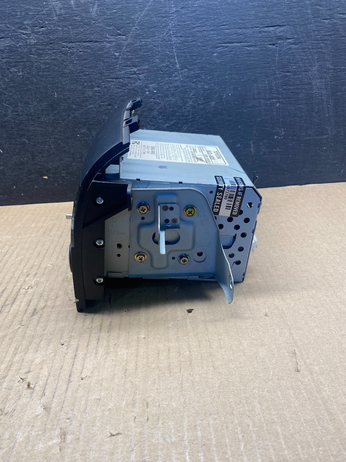 2004 to 2010 Toyota Sienna AM FM CD WMA Mp3 Radio Receiver AG3841 DG3