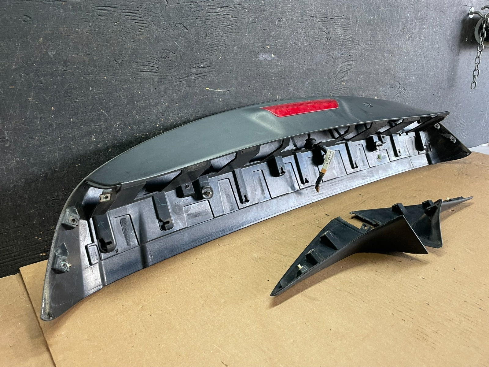 2013-2020 Nissan Pathfinder Rear Spoiler Wing Oem AA2232 DG10