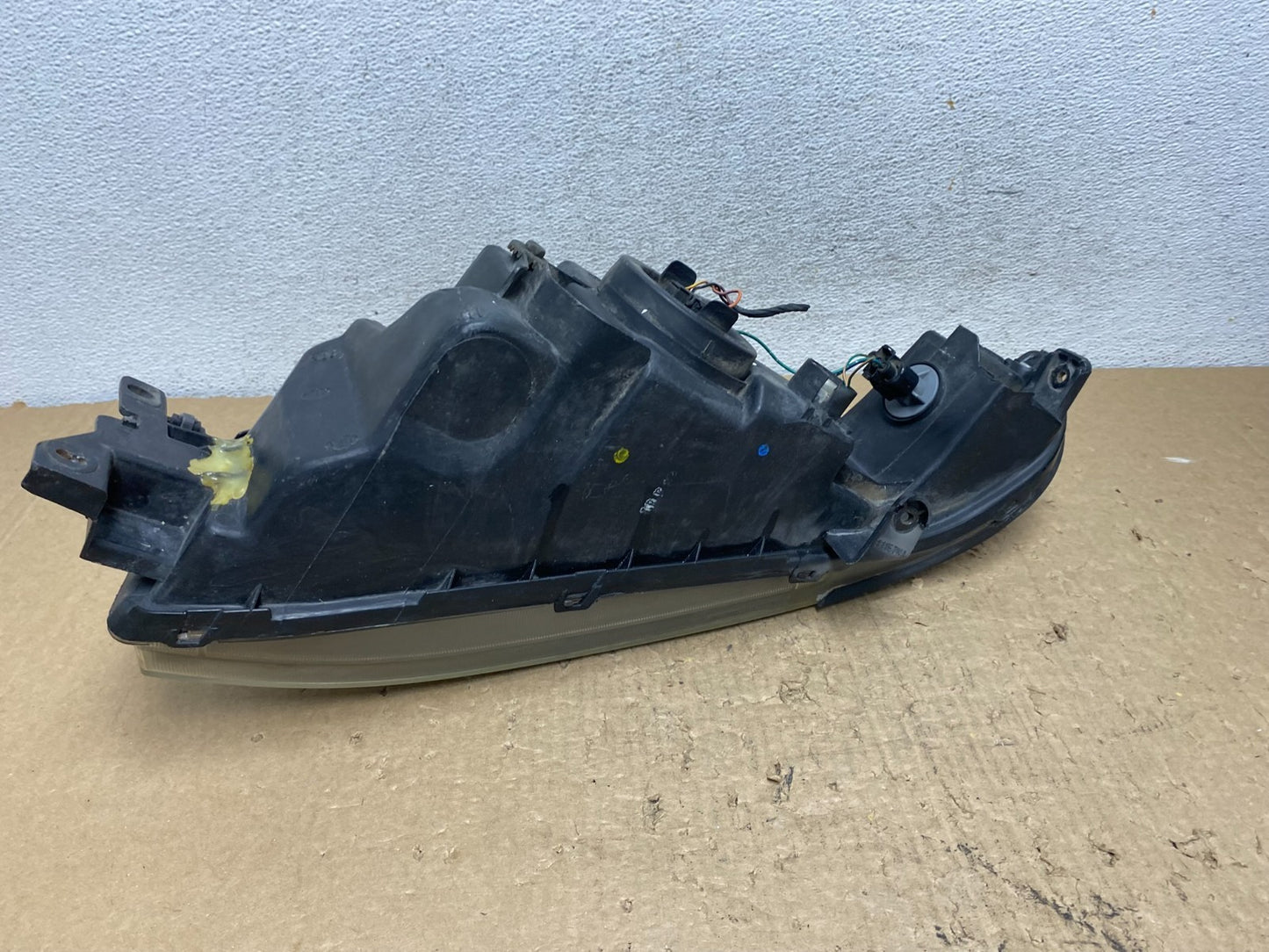 2002 to 2003 Mitsubishi Galant Left Driver LH Side Headlight AF8204 DW6