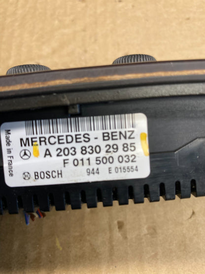 2005-2009 Mercedes W203 C230 C240 A/C Heater Climate Control Trim AC9375 DG4