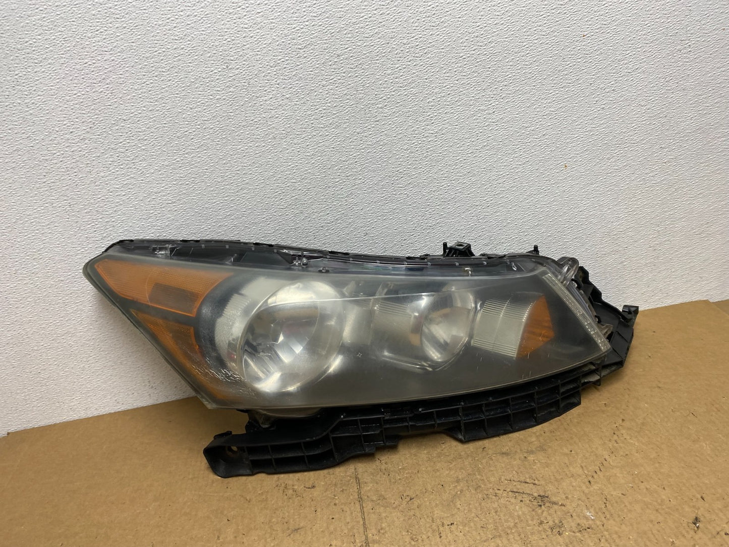 2008 to 2012 Honda Accord Sedan Right Passenger RH Headlight AC3639 DW0