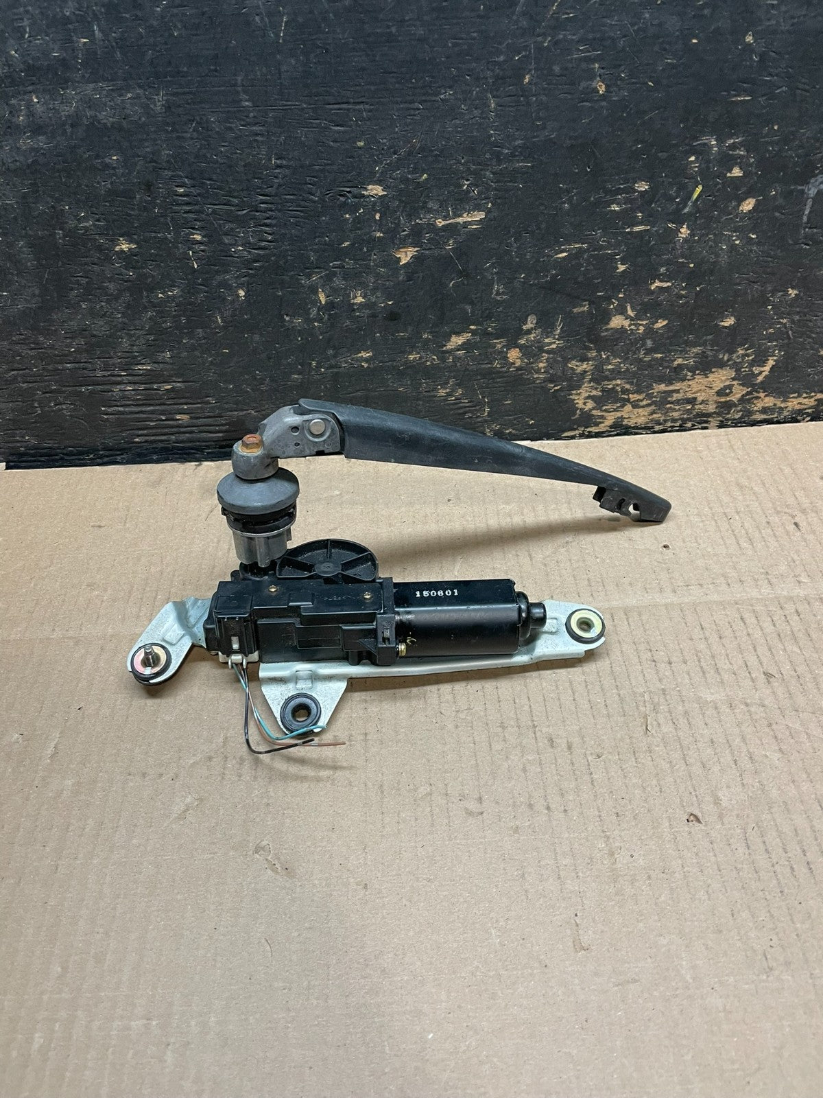 2003-2008 Infiniti FX35 Rear Liftgate Back Window Wiper Motor OEM W5948 DG0