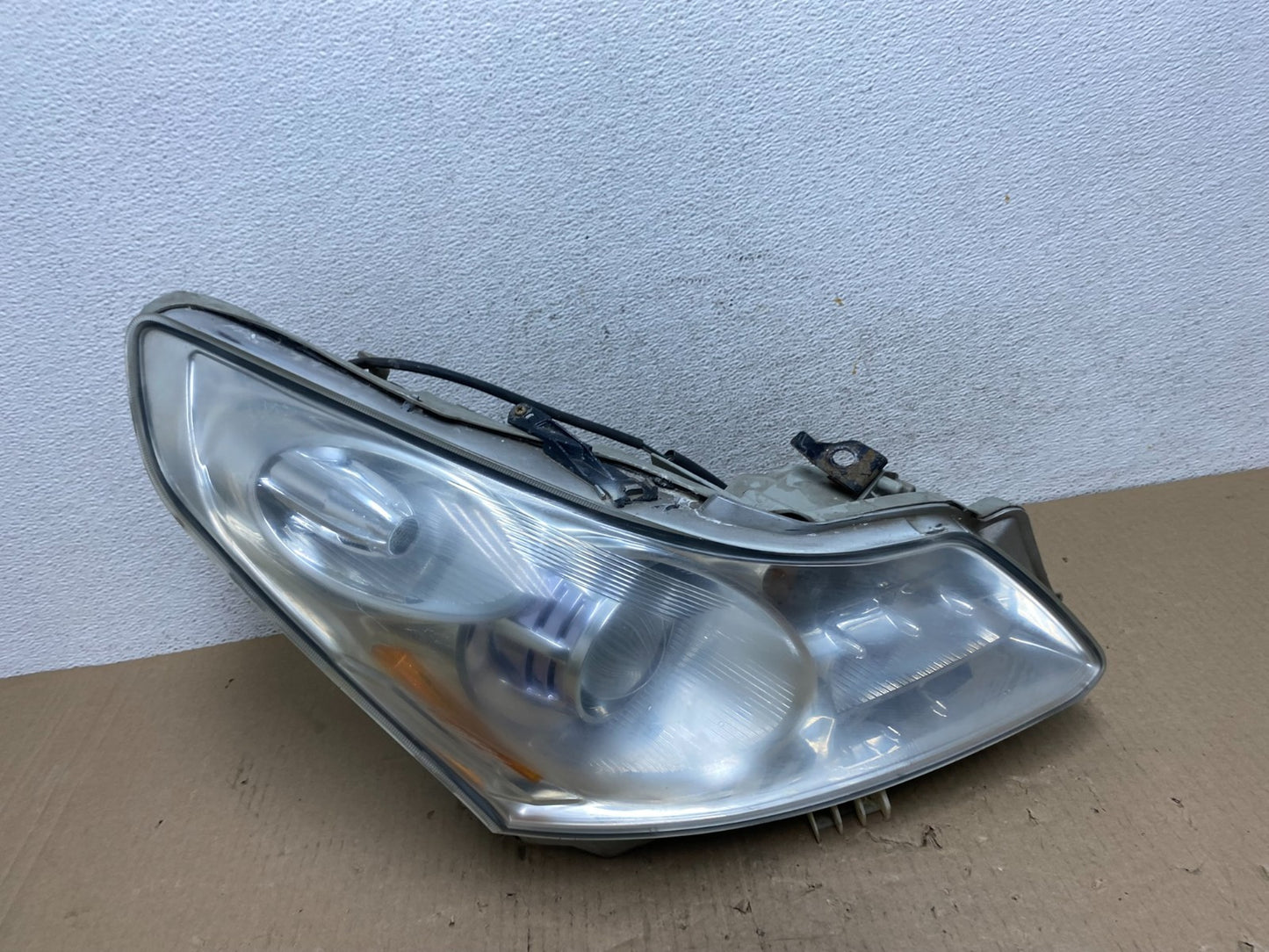 2007-2009 Infiniti G35 G37 Right Passenger Hid Xenon Headlight Sedan AE9693 DW0