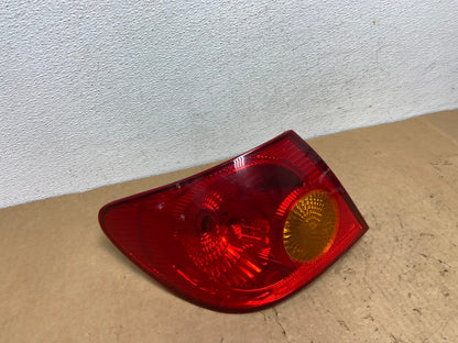 2003 to 2005 Toyota Corolla Left Driver Lh Side Tail Light AD1376 LK2