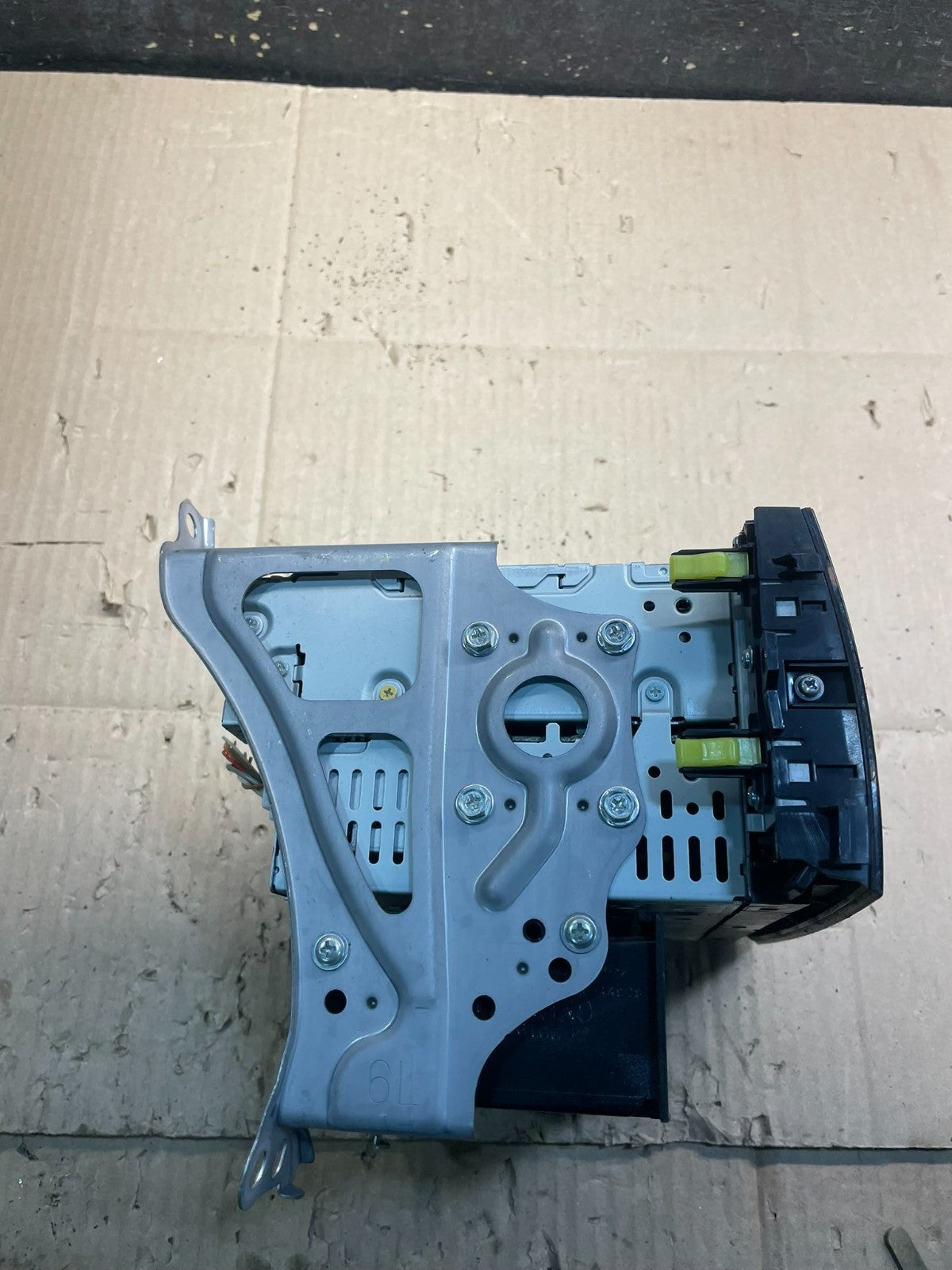 2006 to 2009 Toyota Prius OEM Radio AM/FM CD Player Oem X8477DG10
