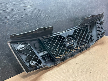 2008 to 2012 Nissan Pathfinder Front Upper Chrome Grill Grille OEM Y6231 DG7