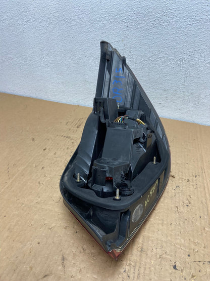 2004 - 2007 BMW 5 Series E60 Left Driver LH Side Tail Light AC8209 LK5