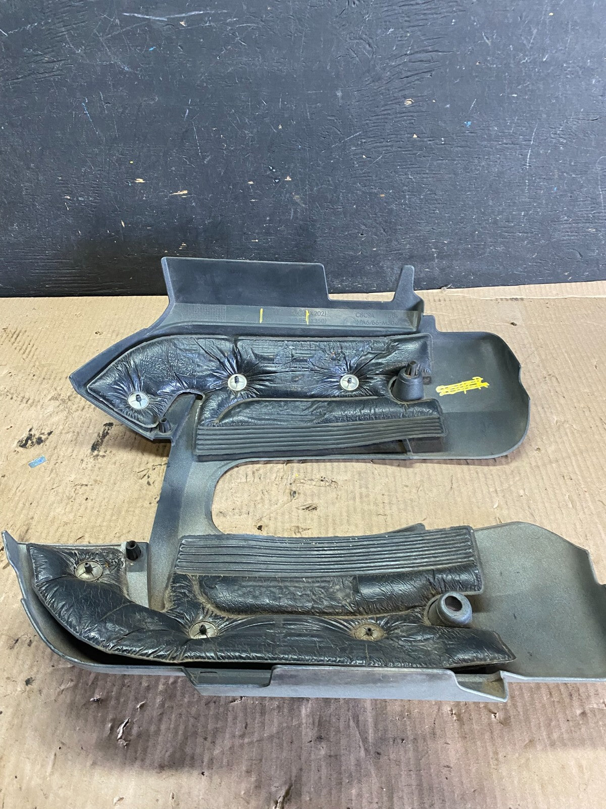 2009 2011 Jaguar XF Supercharged 4.2L Motor Upper Engine Cover Plastic L9457 DG7