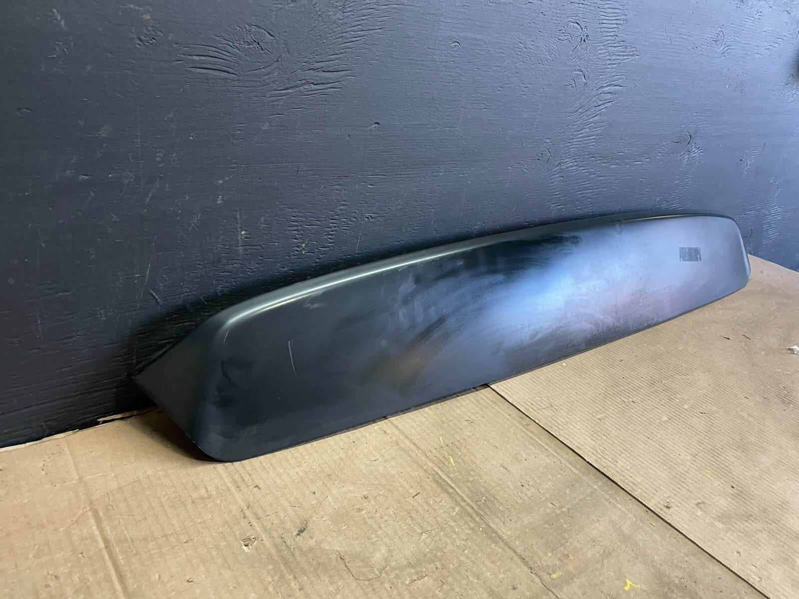 1999 to 2004 Honda Odyssey Rear Trunk Spoiler Gate Oem D5165 DG2