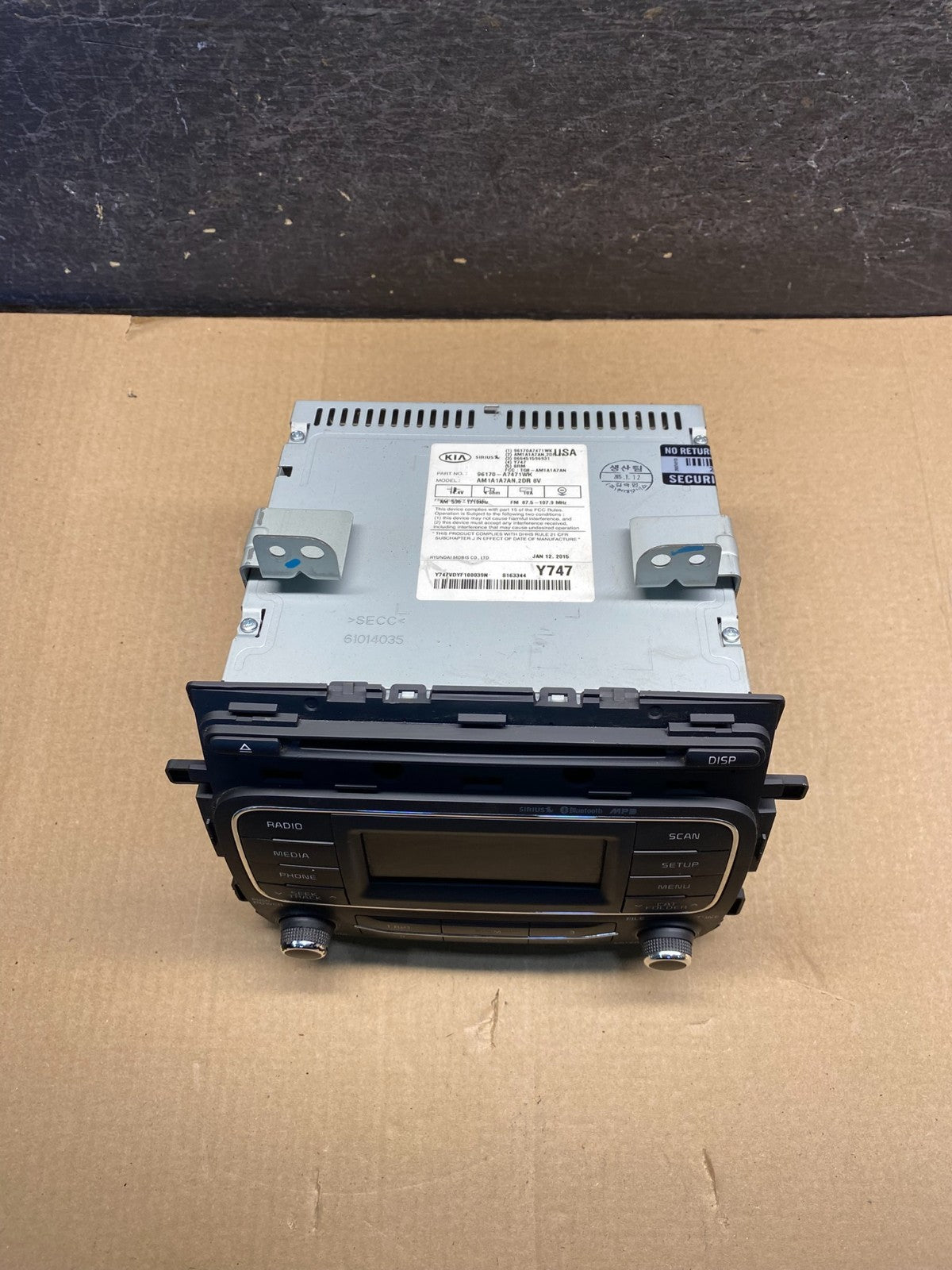 2014 - 2016 Kia Forte Am Fm Cd Player Radio Receiver AH4676 DG3