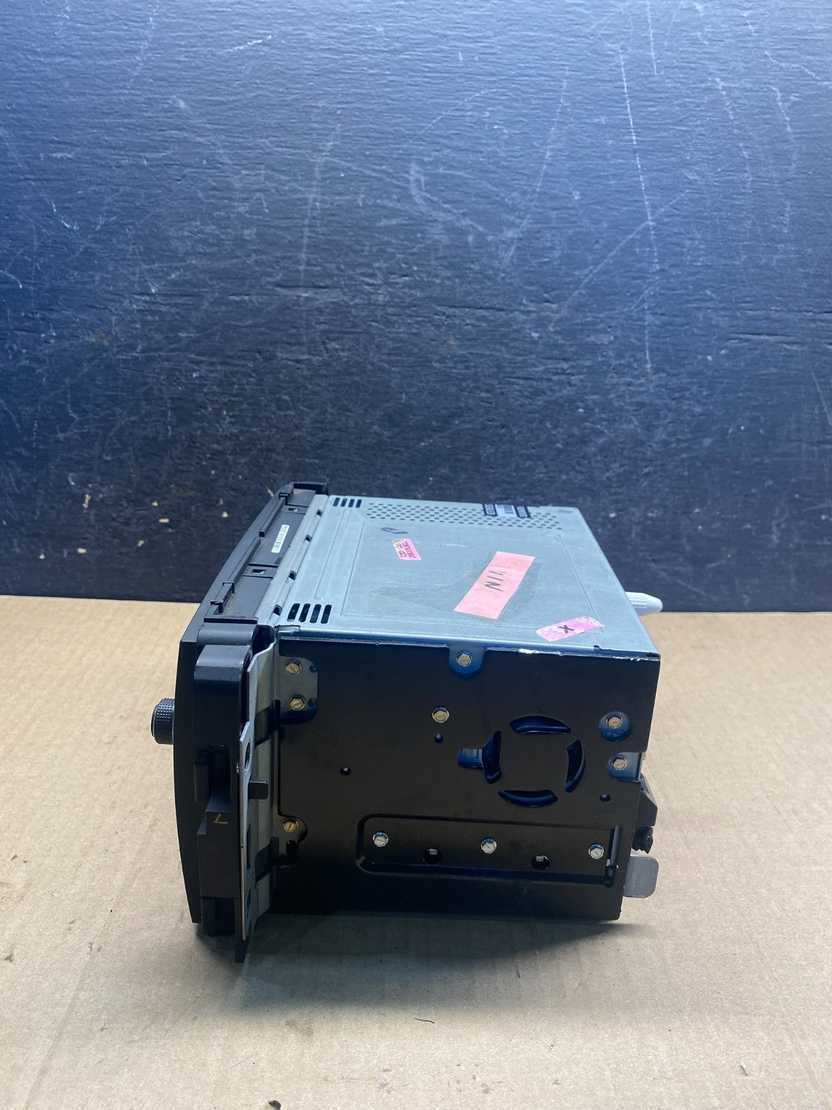 2007 to 2014 Chevrolet GMC Cadillac Radio Navigation Screen Display AH1738 DG2