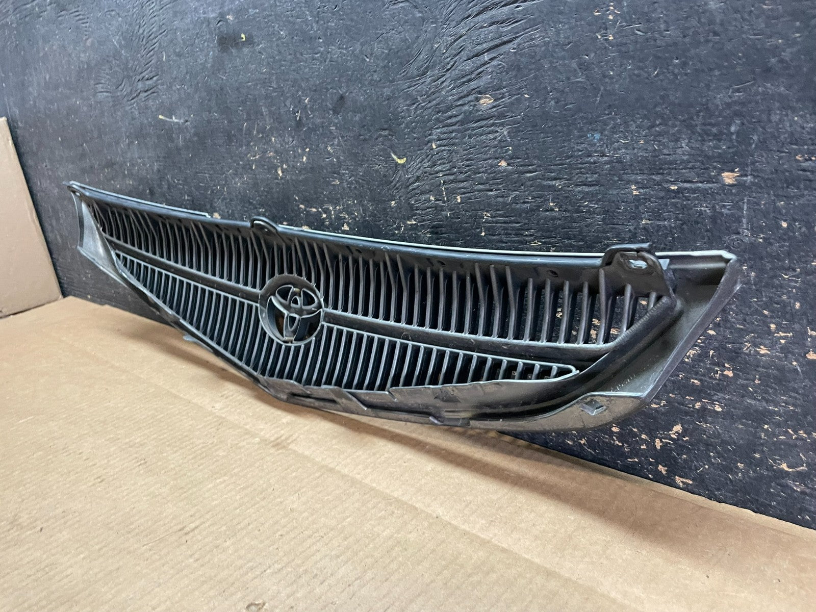 1999 2000 2001 Toyota Solara Front Upper Grill Grille OEM AA9126  DG7
