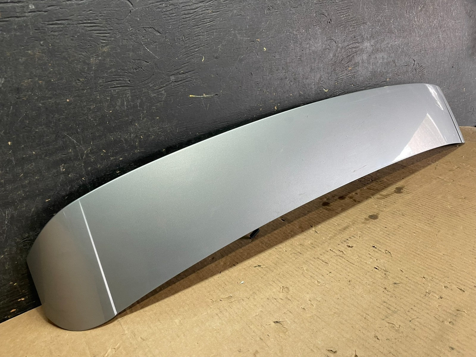 2009 to 2017 Audi Q5 Rear Tailgate Spoiler W/ 3RD Third Brake Light OEM y9610 DG1