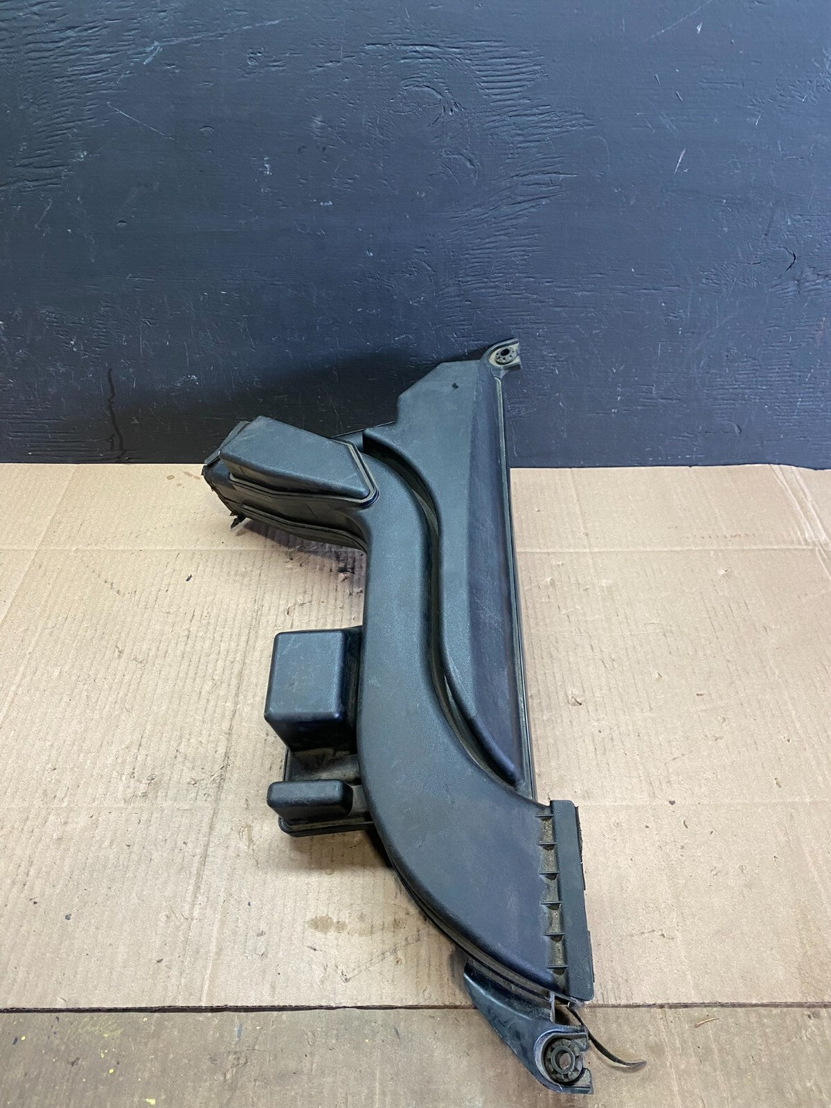 2013 to 2018 Nissan Altima 2.5L Front Air Cleaner Intake Duct Tube OEM E3814 DG13