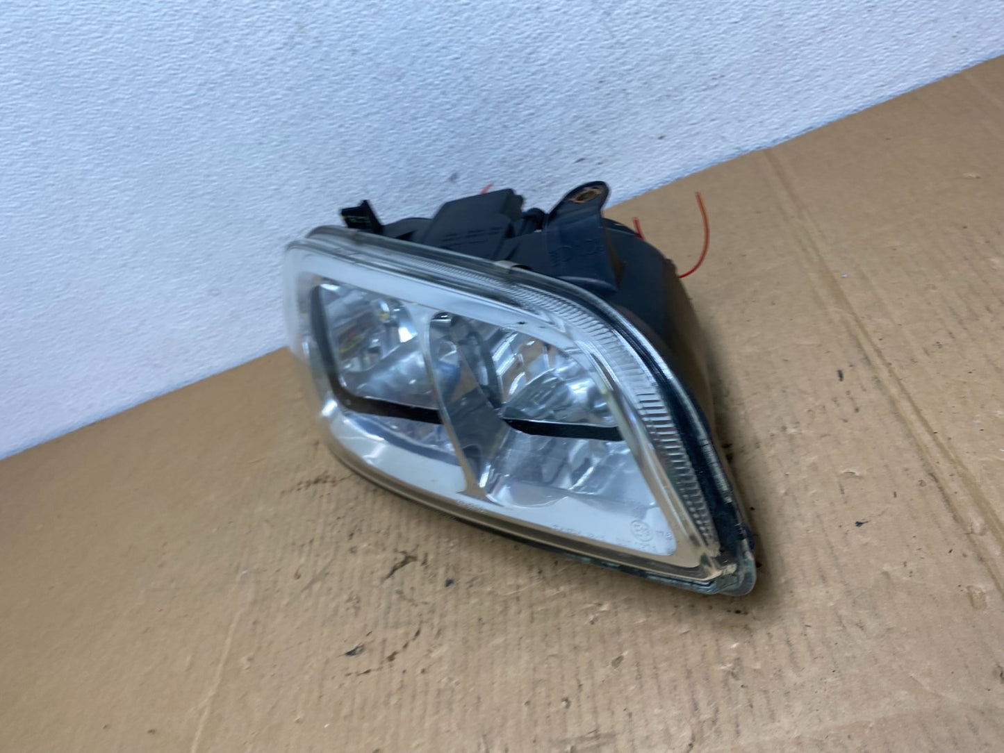 1996 - 2000 Toyota Rav4 Right Passenger RH Side Headlight Halogen AC7636 DG1