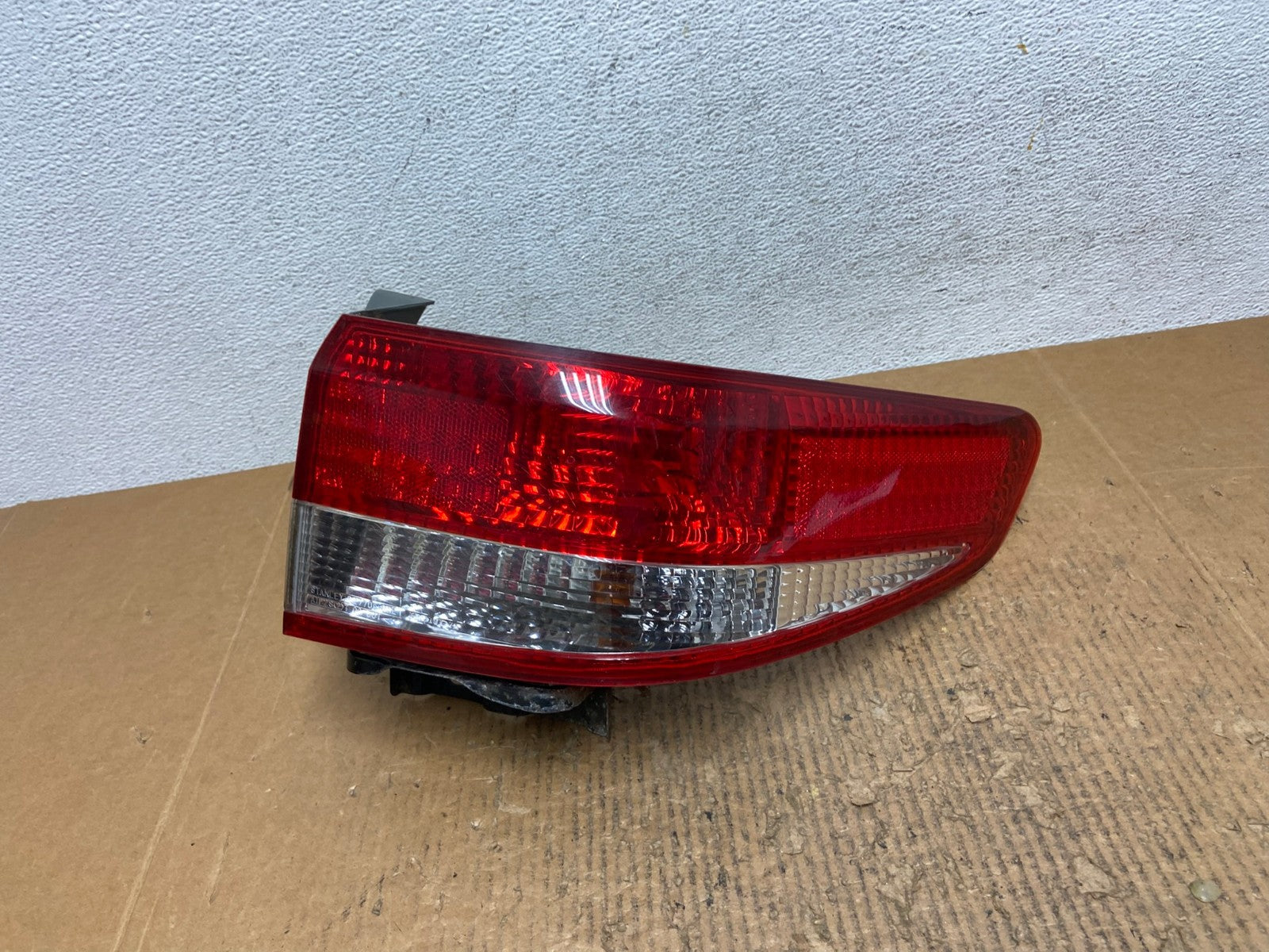 2003 to 2004 Honda Accord Sedan Right Passenger Rh Side Tail light AE2739 LK0