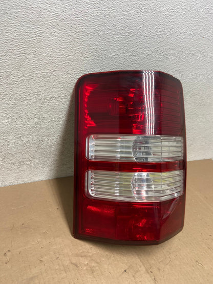 2008 to 2012 Jeep Liberty Left Driver Side Lh Tail Light AG4743 LK2