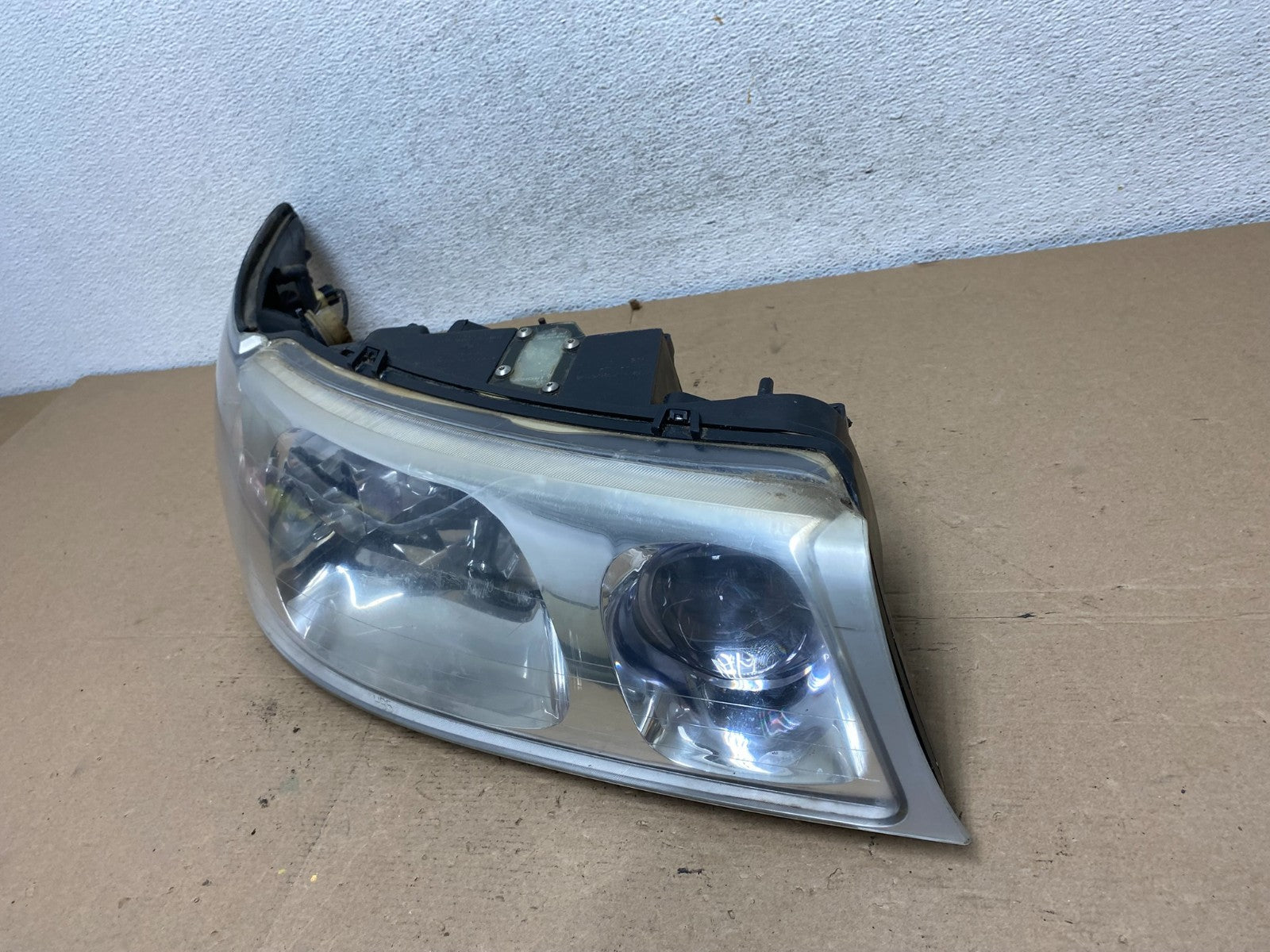 1999-2001 Lincoln & Town Car Right Passenger RH Headlight Halogen AF4743 DW1
