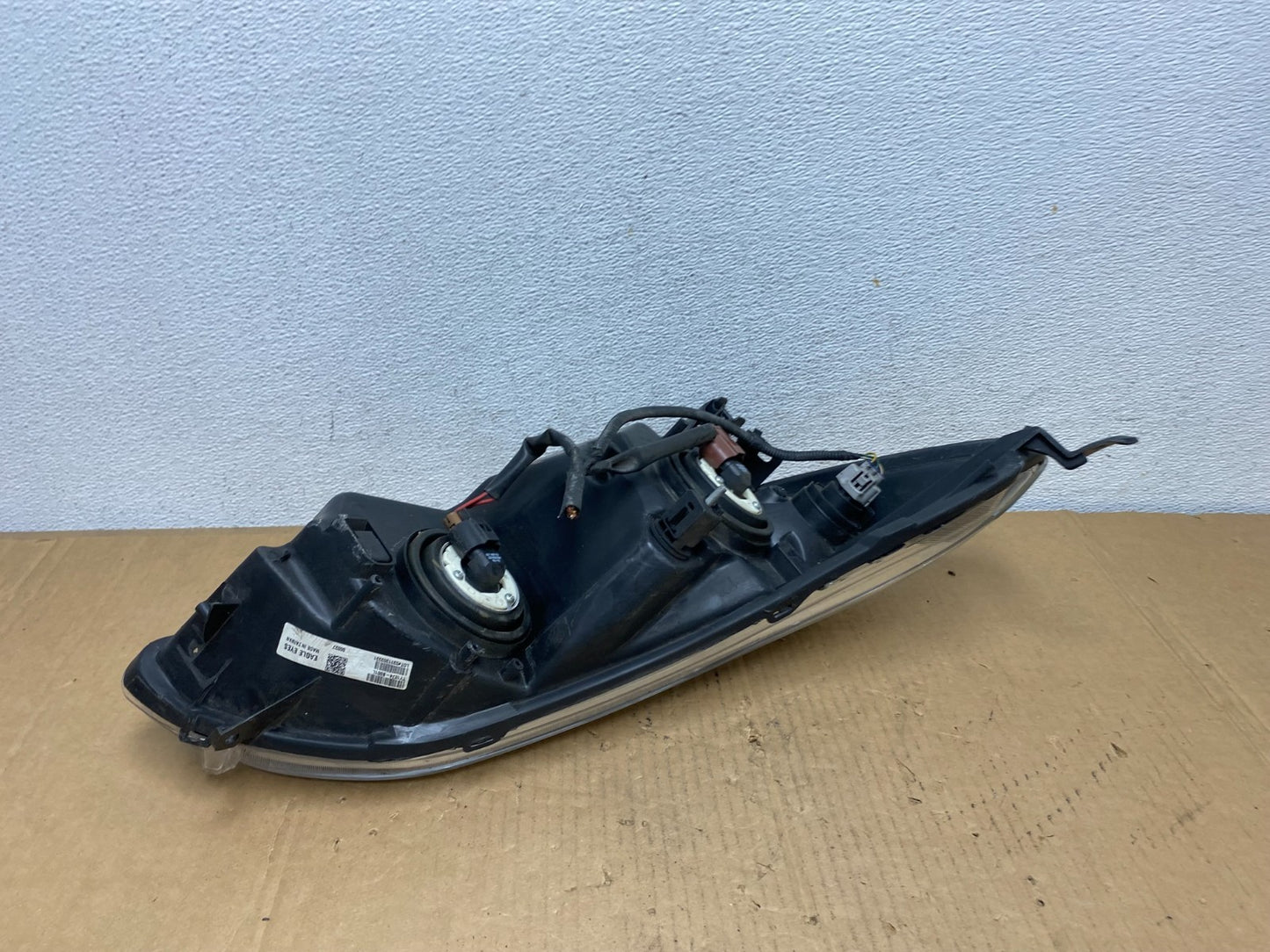 2009 to 2014 Toyota Matrix Left Driver LH Side Halogen Headlight AD0946 DW5