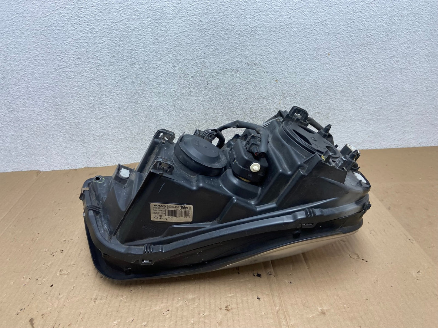 2003-2006 Volvo XC90 Left Driver Side Headlight Xenon Hid AE9000 LK7