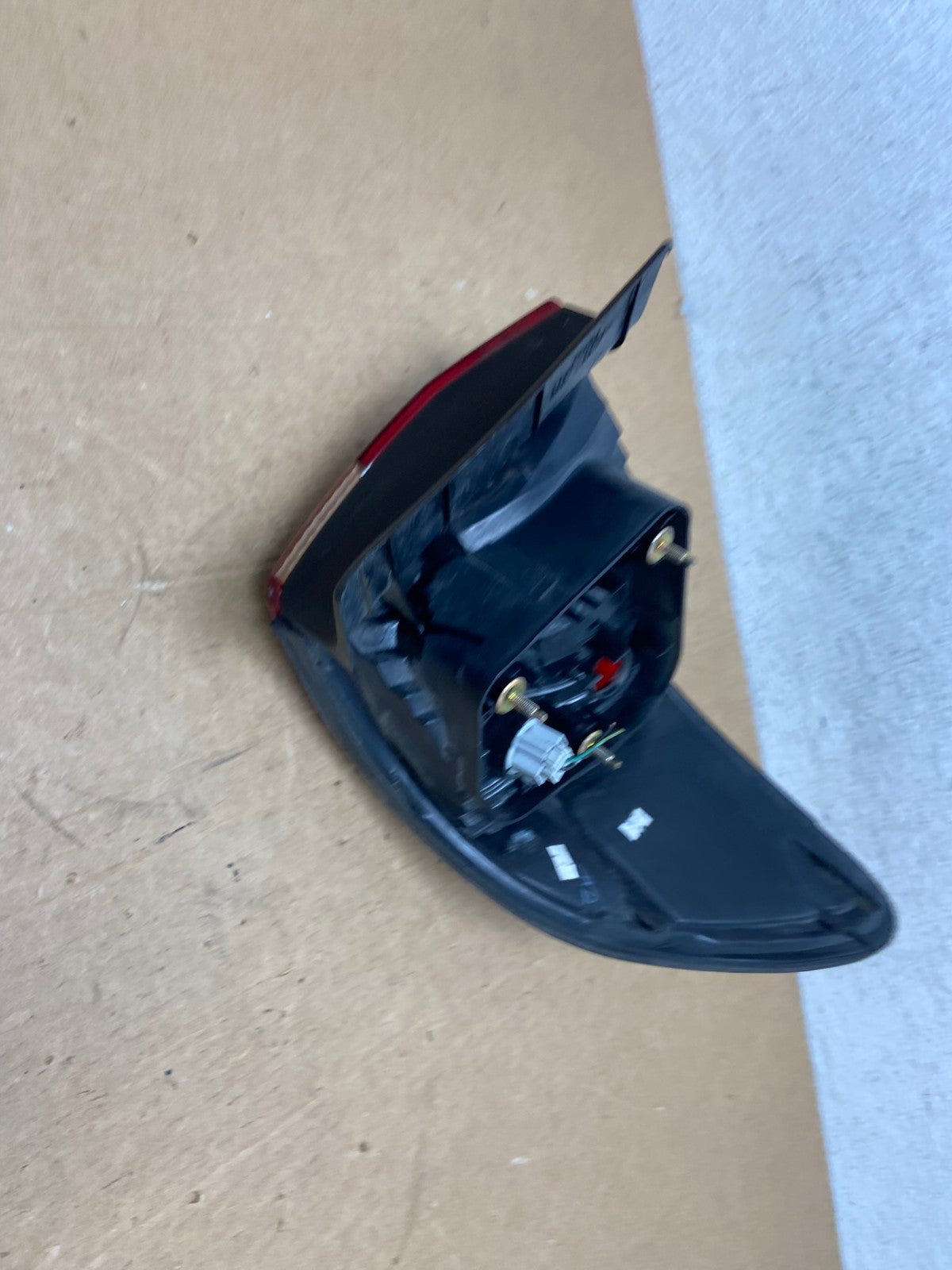 1998 to 2000 Honda Accord Sedan 4door Right RH Side Tail Light AD6135 LK5