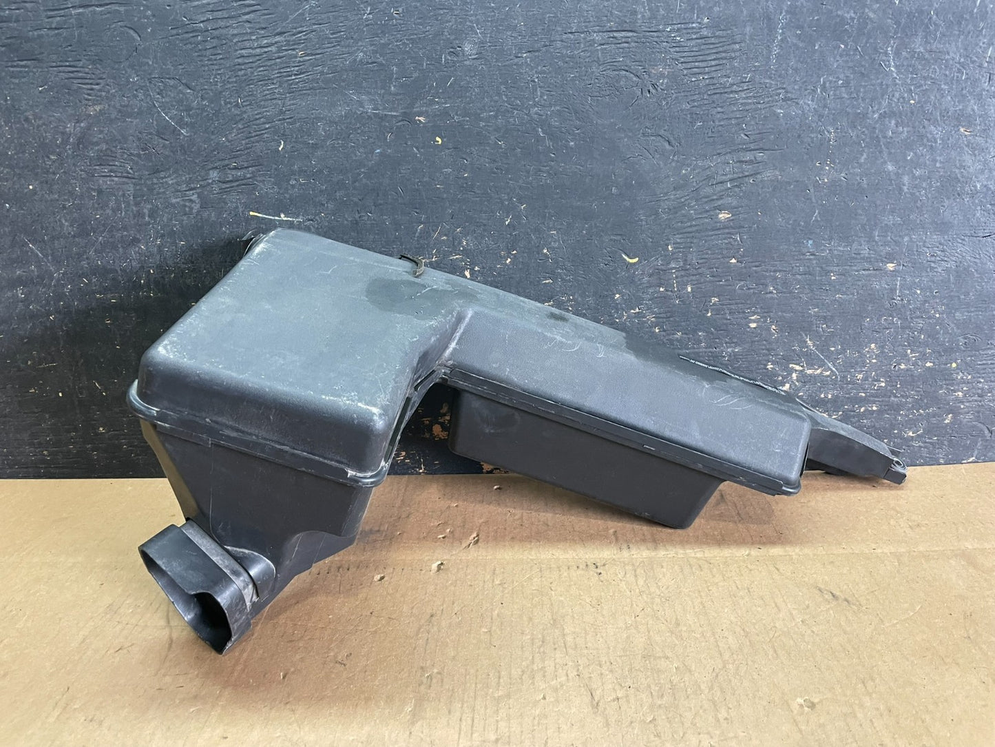 2013-2016 Nissan Pathfinder Upper Air Intake Duct OEM Z8221 DG3