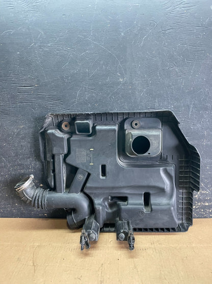 2011 to 2015 Chevrolet Volt Engine Motor Cover OEM Z8206 DG5