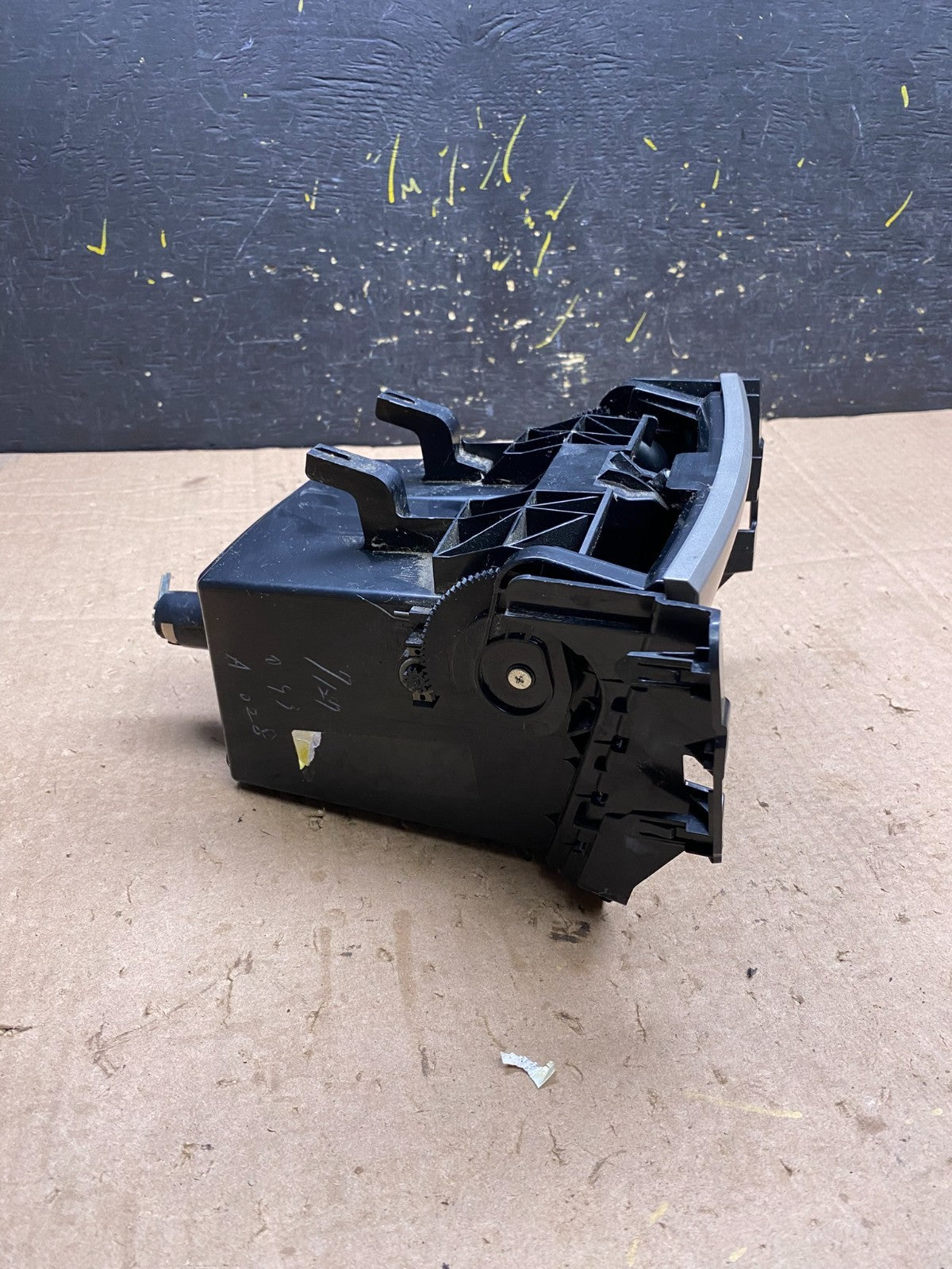 2007 - 2011 Toyota Camry Console Center Storage Dash 58804-33670  Z1673 DG2
