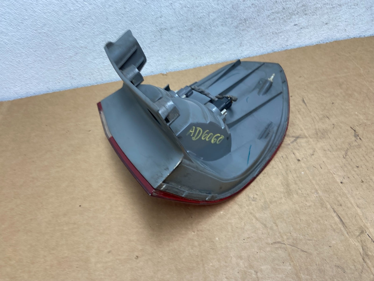 2005 2006 2007 Honda Odyssey Left Driver LH Side Tail Light AD6060 DW5