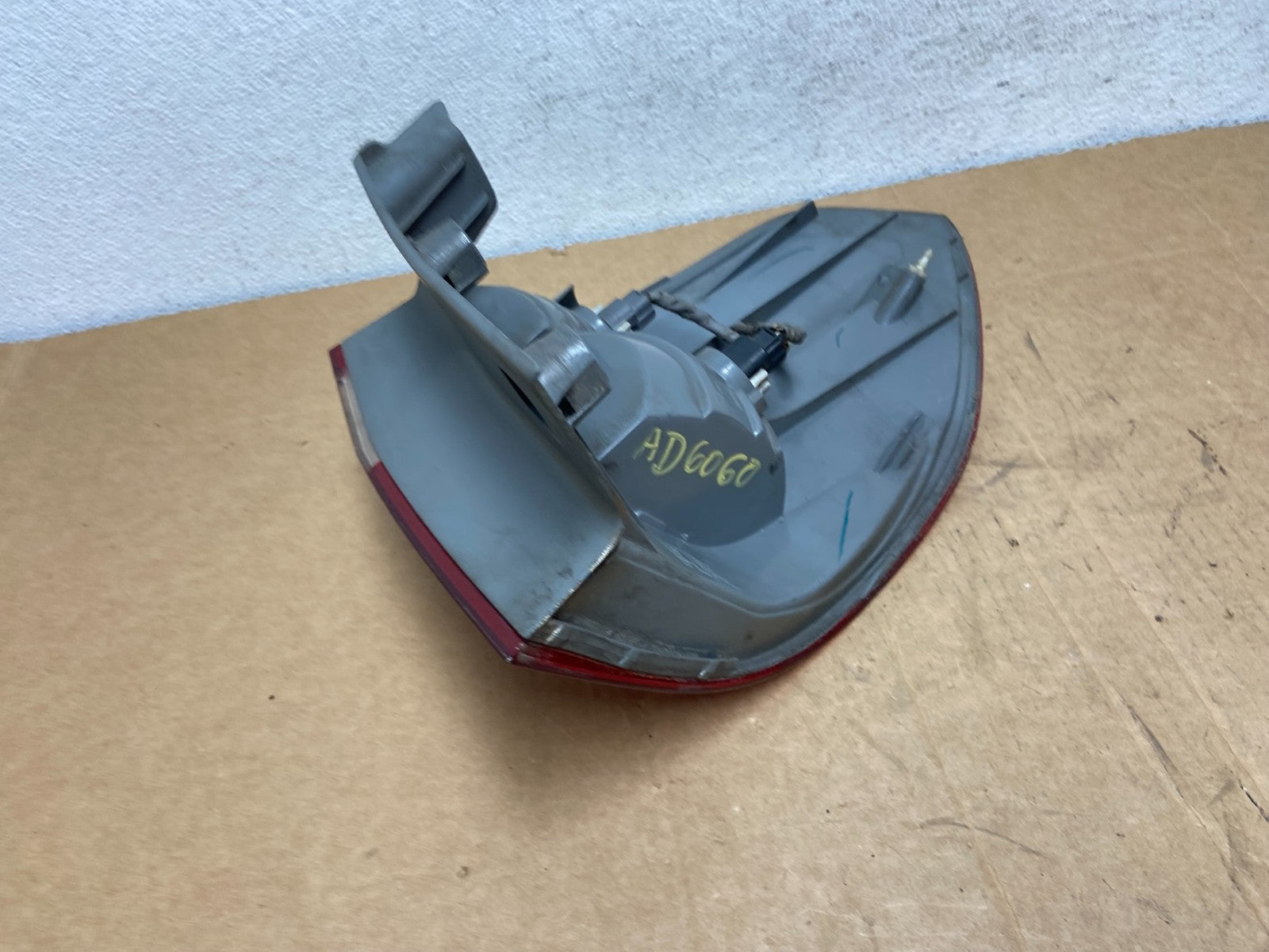 2005 2006 2007 Honda Odyssey Left Driver LH Side Tail Light AD6060 DW5