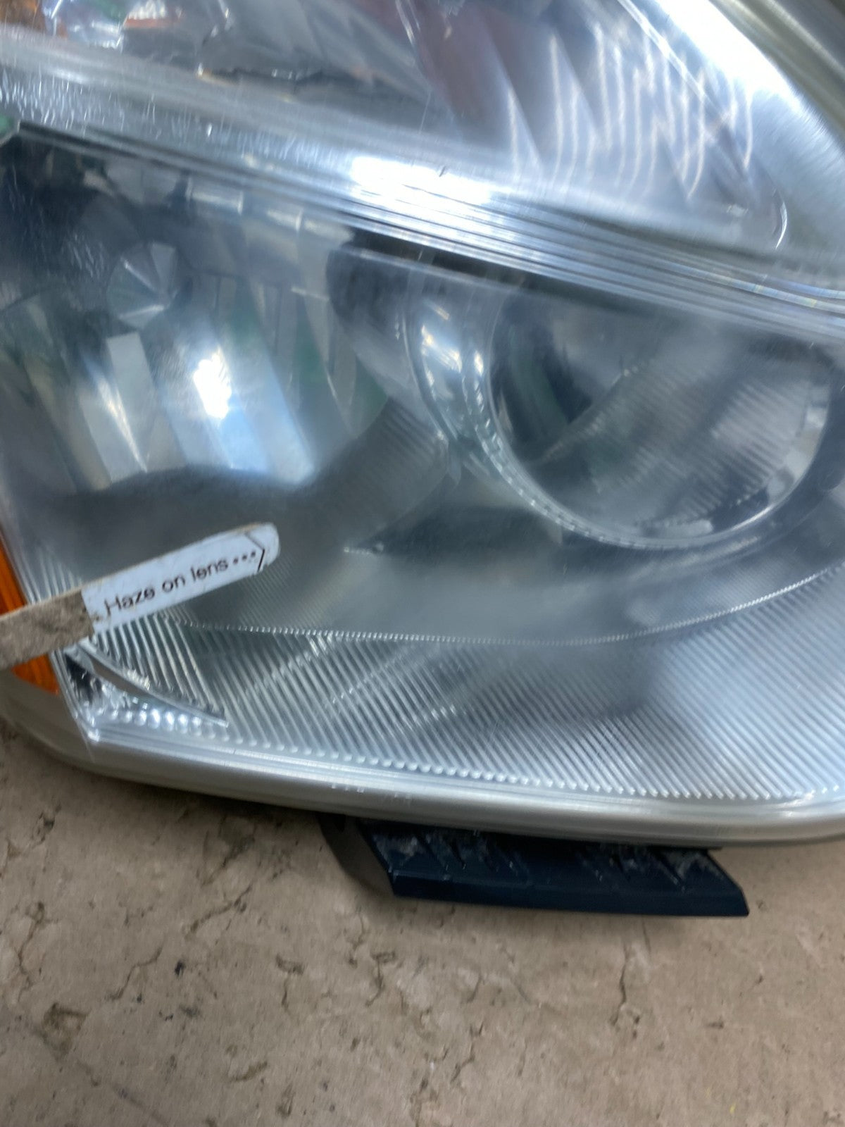 2009-2013 Nissan Rogue Right Passenger Halogen Headlight AG4417 DW4