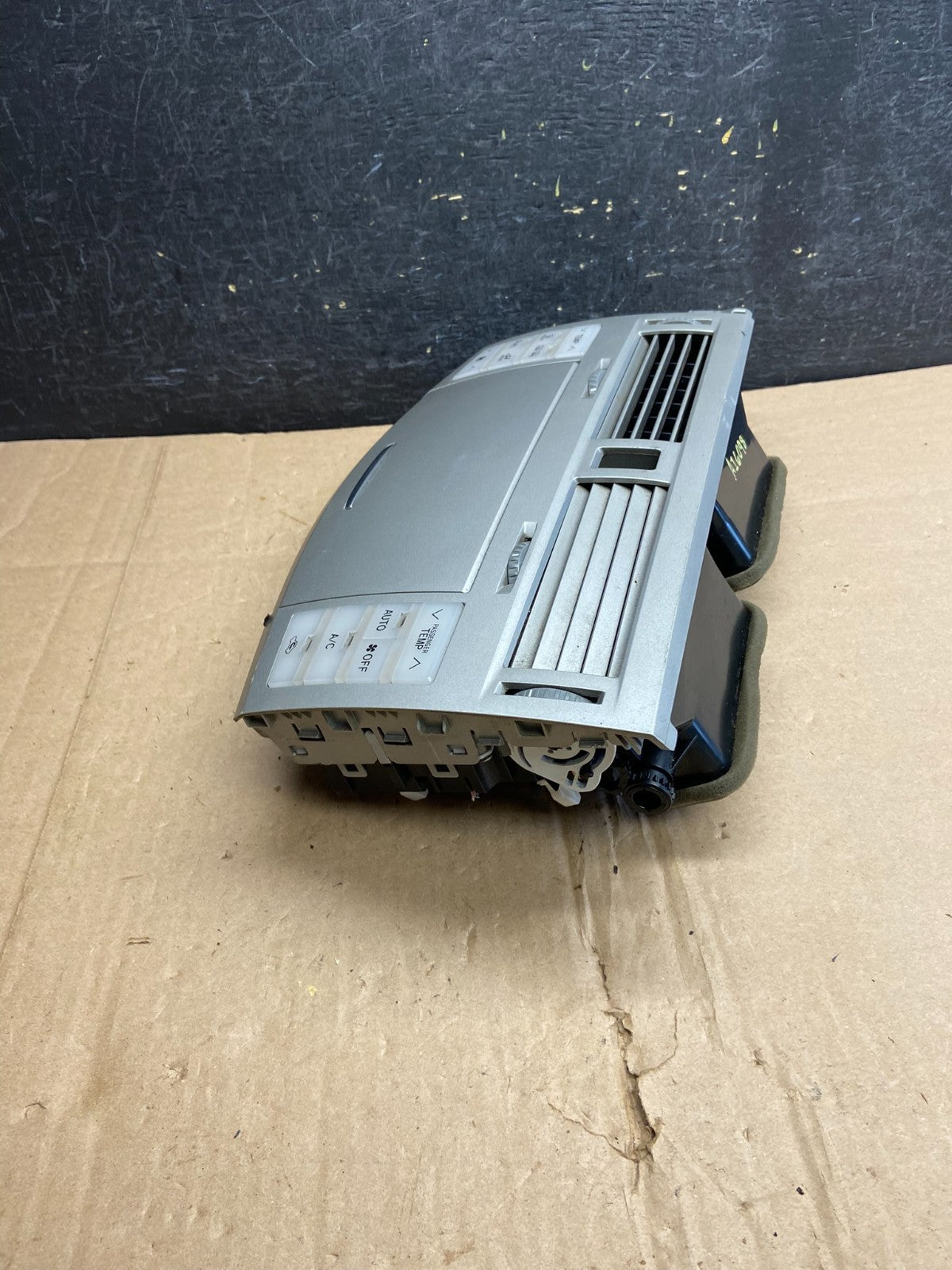 2005-2010 Toyota Avalon Climate Control A/C Heater Air Vent Panel Trim AI6098 DG2