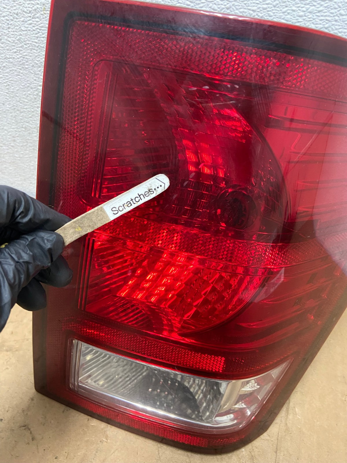 2007 2008 2009 2010 Jeep Grand Cherokee Right Passenger Tail Light AD1219 LK4