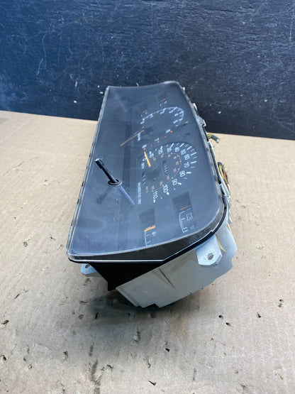 1992 to 1995 Toyota 4Runner Instrument Cluster 83200-35220 AG9417 PS2