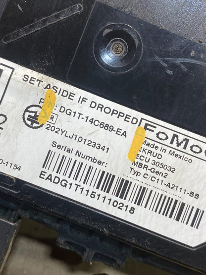 2013 to 2018 Ford Lincoln Rear Radar Blind Spot Module ah9562 DG2