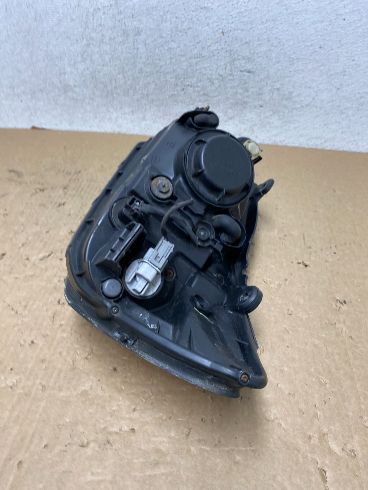 2007 2008 2009 Kia Spectra Right Passenger RH Side Halogen Headlight AF8086 DW11
