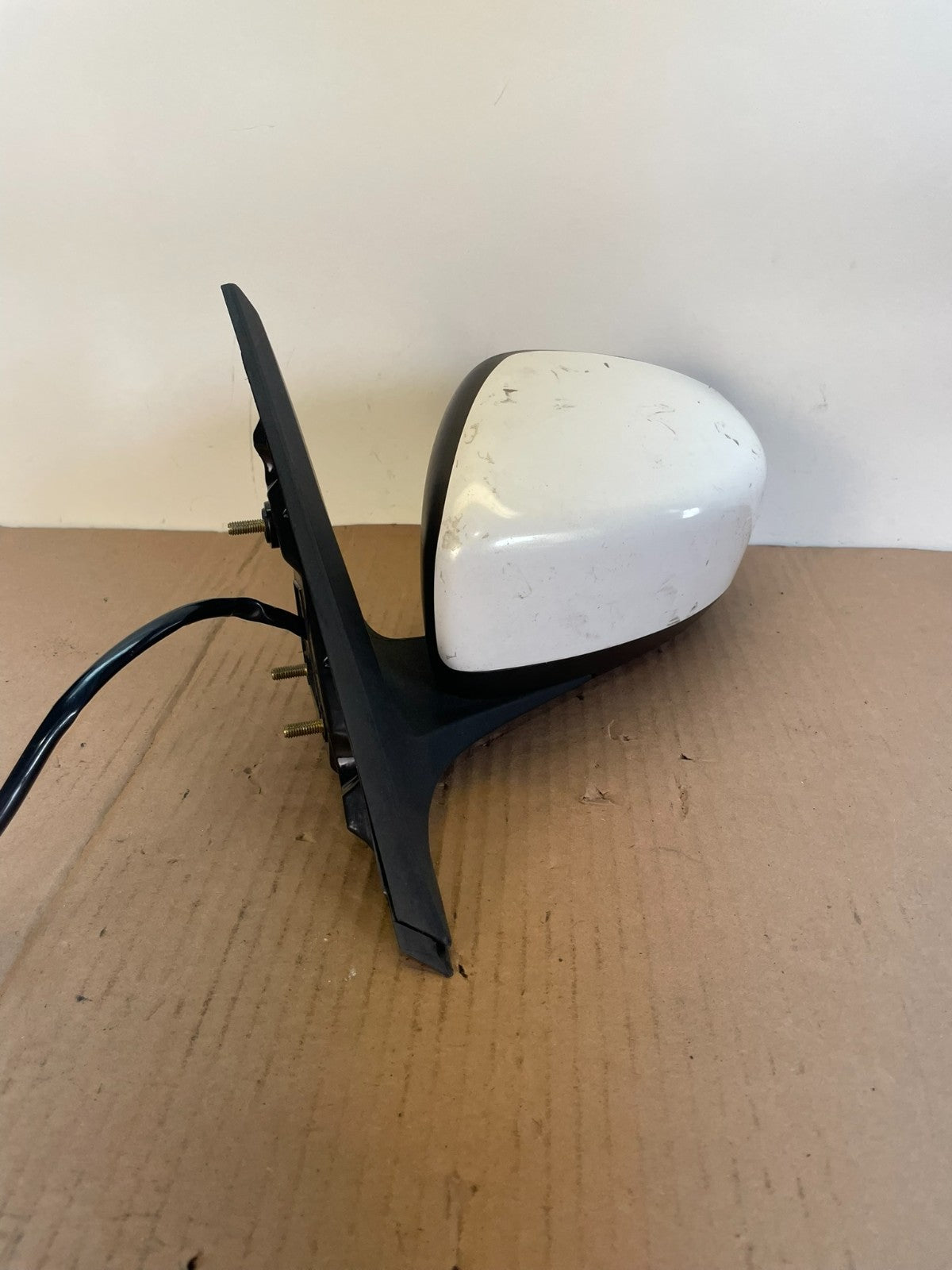 2008 to 2013 Infiniti G37 Sedan Left Driver LH View Door Mirror AG7772 DW1