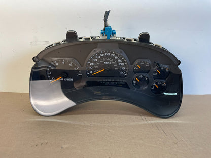 2002 to 2005 Chevrolet Trailblazer Speedometer Cluster Gauge AG1037 DG0