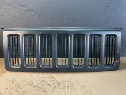 2006 to 2010 Jeep Commander Front Upper Grill Grille OEM AA7986 DG0