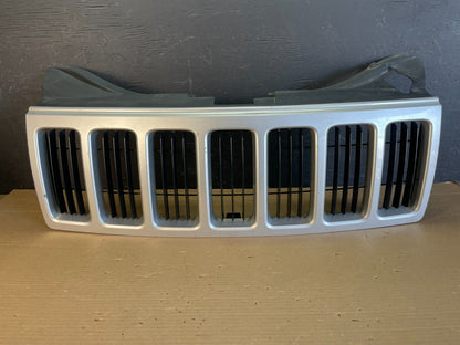 2008 2009 2010 Jeep Grand Cherokee Front Upper Grill Grille AE8685 DG0
