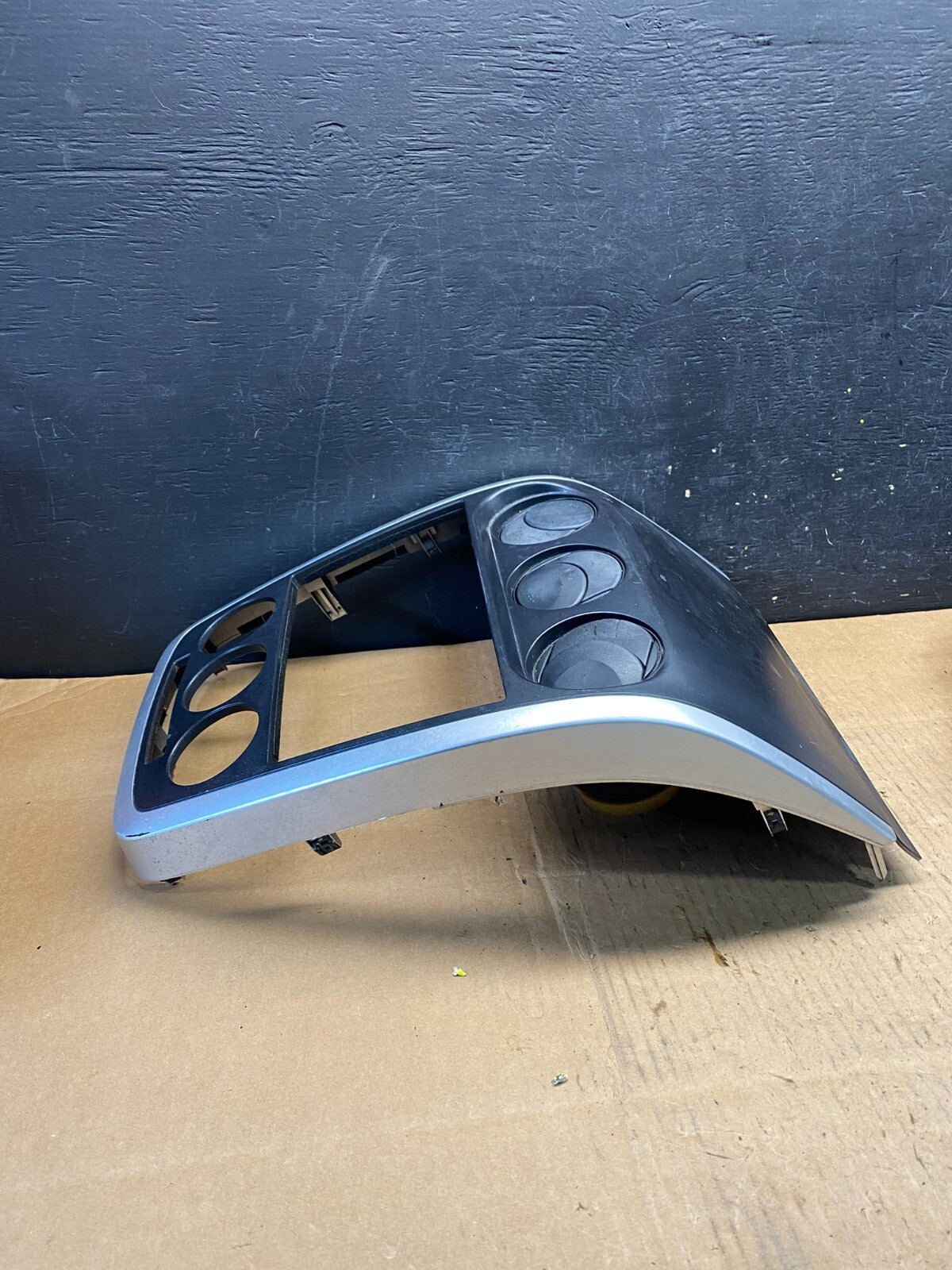 2007 - 2009 Mazda CX-7 Radio Dash TrimClimate Control Bezel W/Vent N4998 DG2