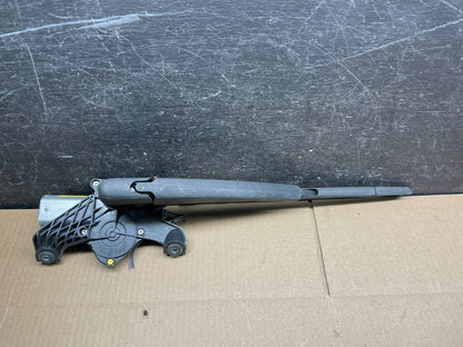 2011 to 2014 Ford Edge Licnoln MKX Rear Windshield Wiper Motor OEM v9046 DG0