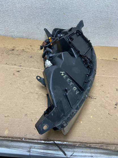 2006 to 2010 Toyota Sienna Right Passenger Rh Side Headlight Halogen AB3334 DW8